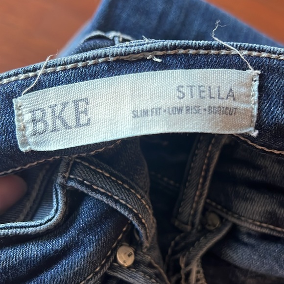 BKE Stella jean 28x35.5 - Picture 4 of 6